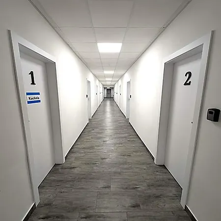 Vandrerhjem Baraczek Lotnisko *
