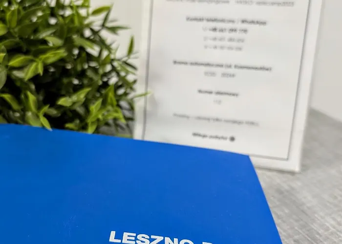 Baraczek Lotnisko Hostel