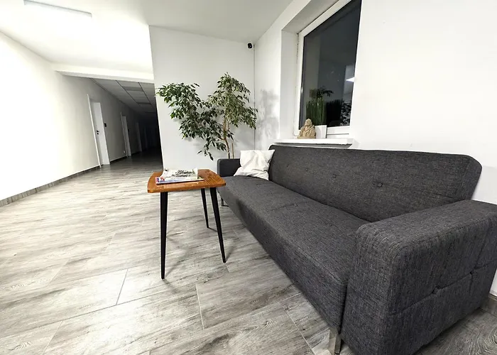 Hostel Baraczek Lotnisko Leszno (Greater Poland)