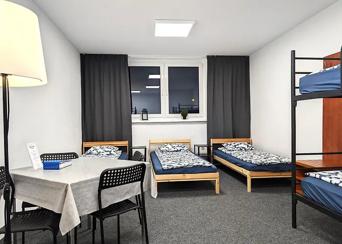 Hostel Baraczek Lotnisko Leszno (Greater Poland)